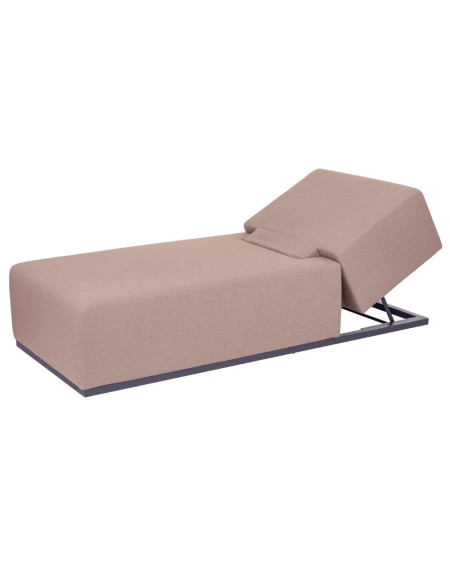 Dresden Chair DUDECO - Seat material: Polypropylene
Structure material: Polypropylene
Total height: 82 cm
Seat depth: 39 cm
