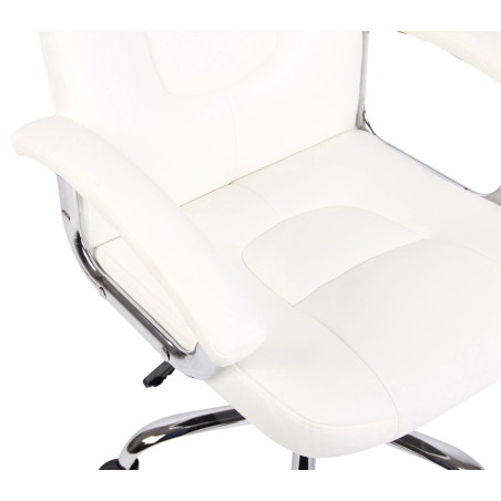 Cadeira Coimbra DUDECO - Material da estrutura: Aço com acabamento em preto
Material do assento: Tecido
Largura total: 47 cm
