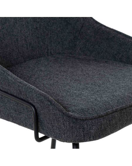 Cadeira Maia DUDECO - Material  estrutura: Aço com acabamento em preto
Material do assento: Tecido 
Largura total: 45 cm
Prof