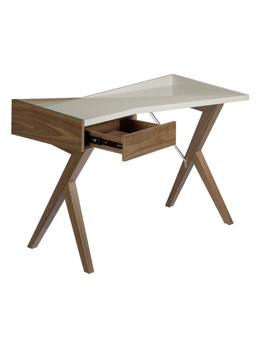 Desk Dakota