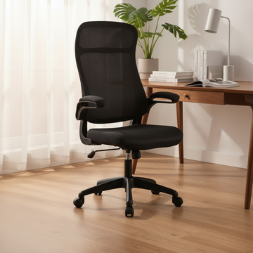 Cadeira de escritório Sorbonne preta em home office, formato 1:1