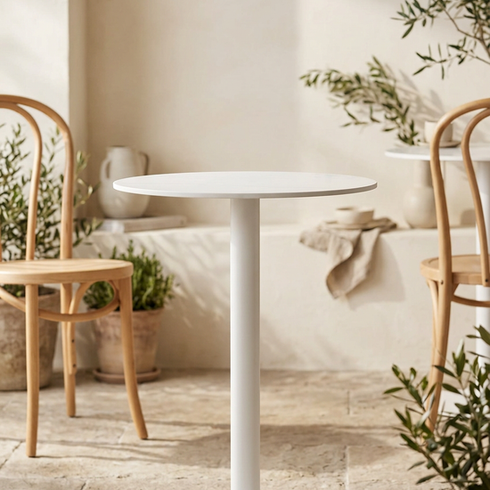 Mesa Lya em ambiente mediterrânico