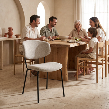 Vigga taupe com família em ambiente mediterrânico